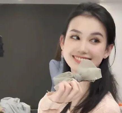 吃瓜网淄博杨金,吃瓜网上的美食达人